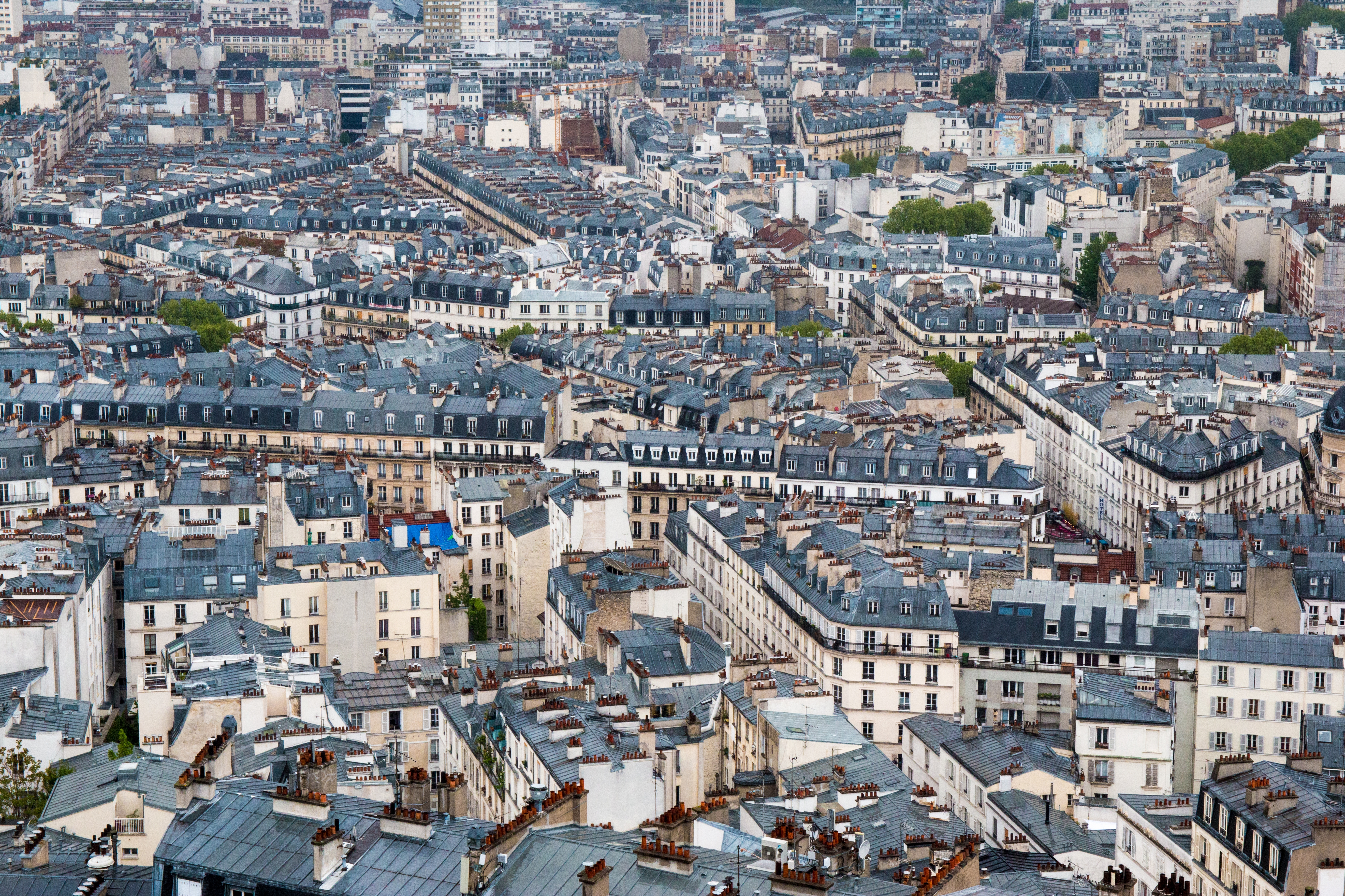 roofs-of-paris-2022-11-02-15-54-51-utc